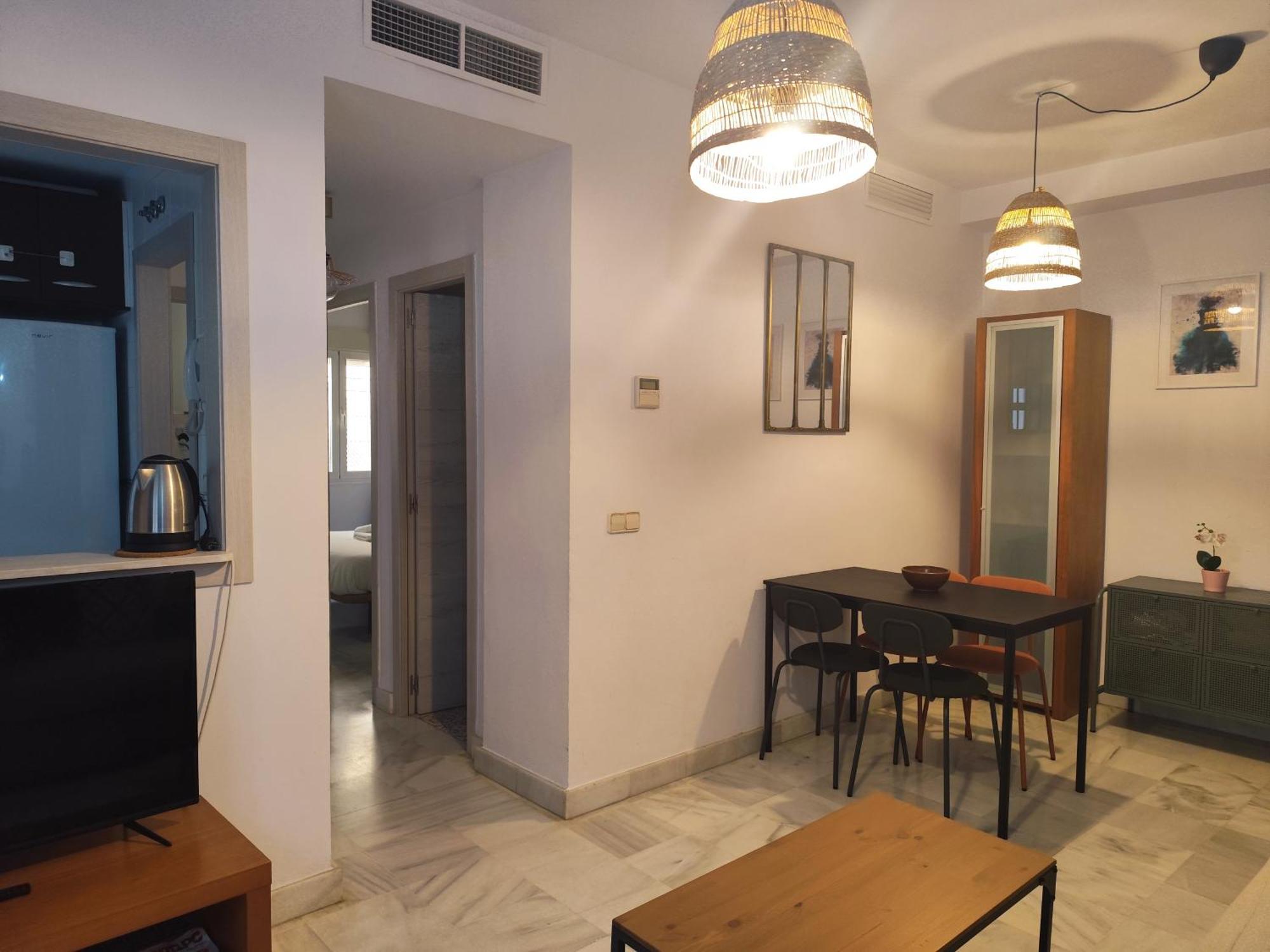 Apartamento San Luis. Plaza De Parking Gratis!!! Sevilla Eksteriør billede